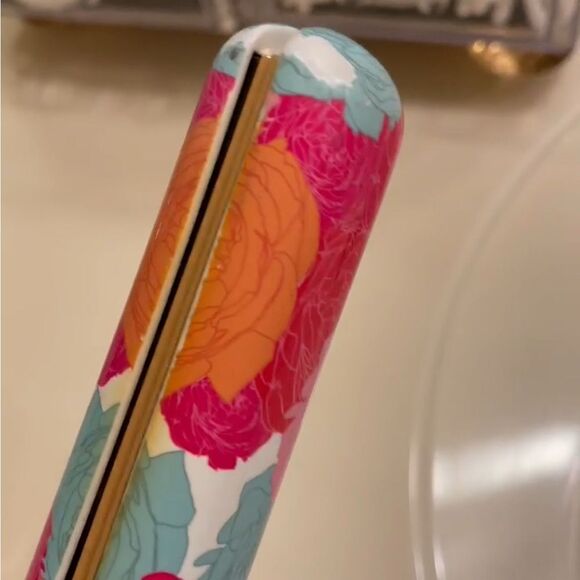 EXCELLENT LIKE NEW CONDITION 1 INCH ULTRA CHI FLORAL FLAT IRON main image 8